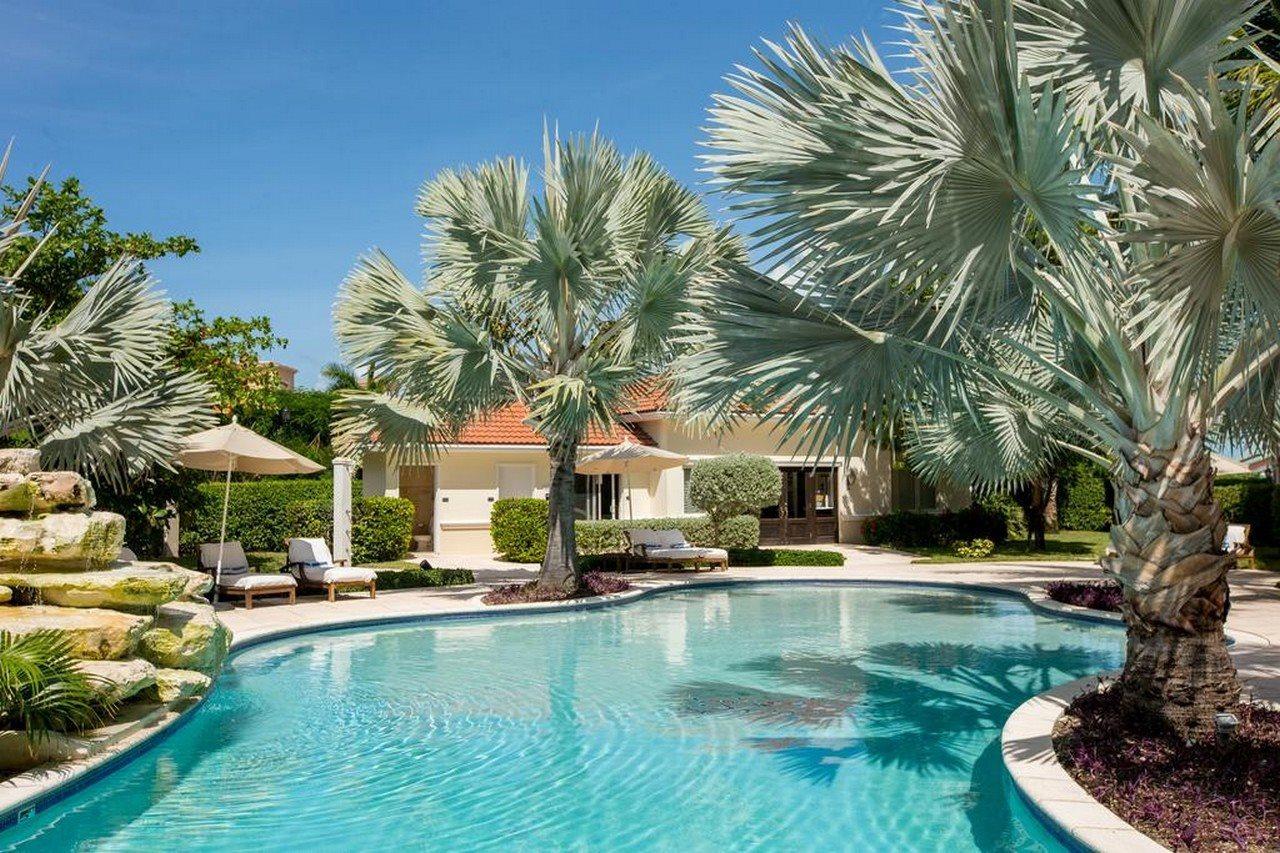 Villa Del Mar Grace Bay Exterior photo