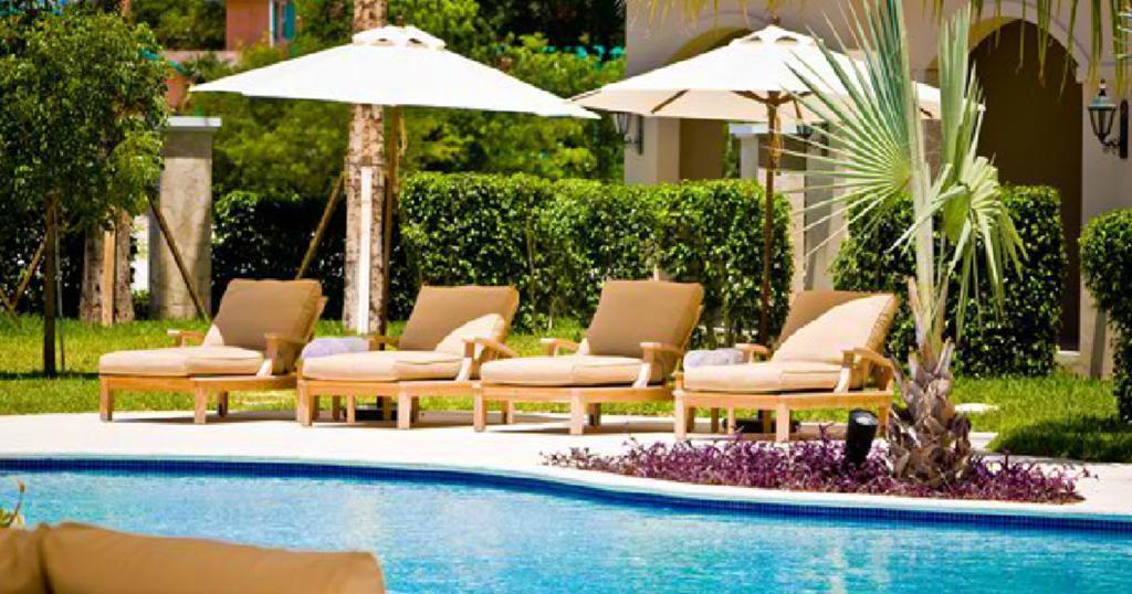 Villa Del Mar Grace Bay Exterior photo