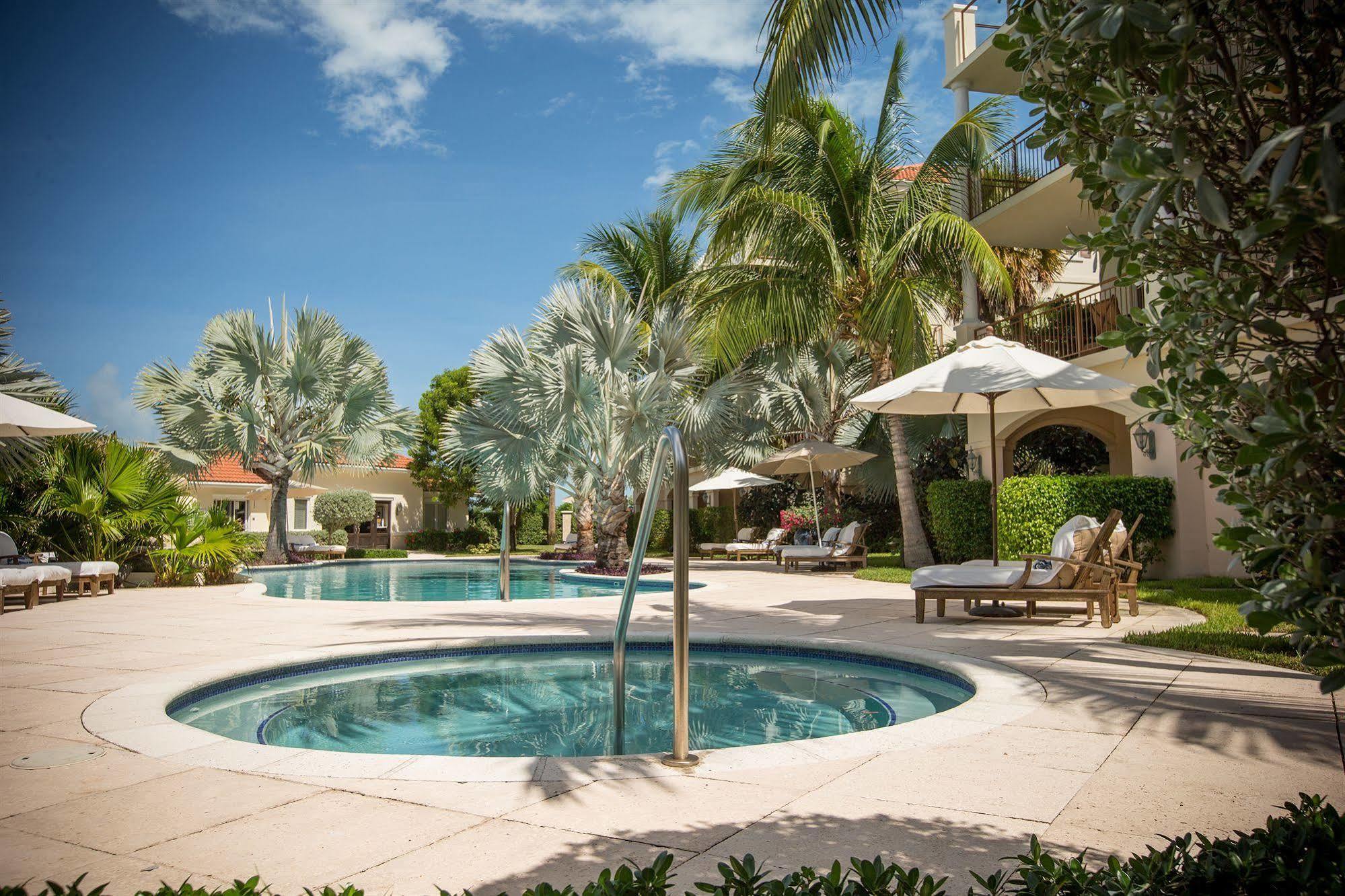 Villa Del Mar Grace Bay Exterior photo