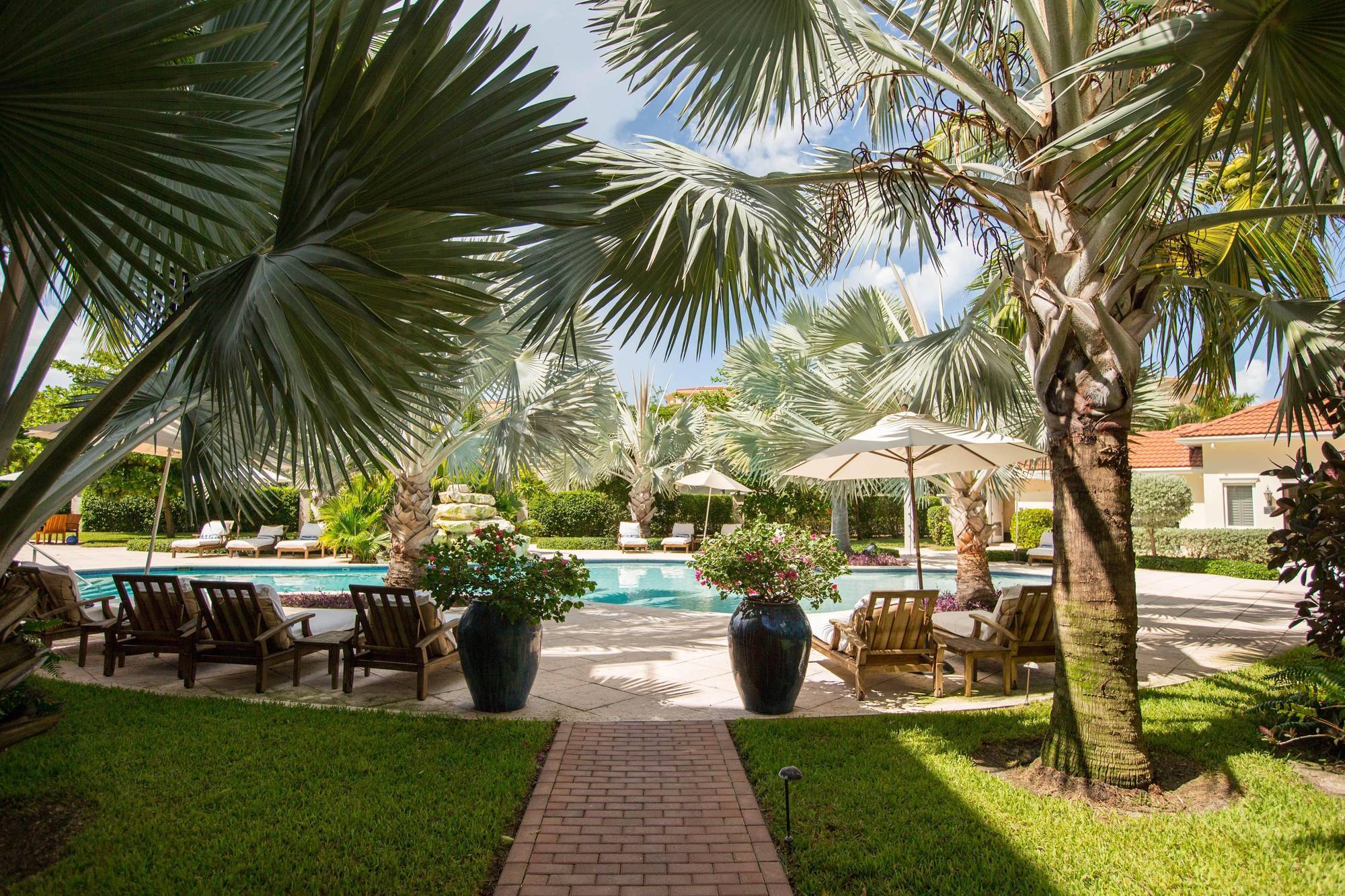 Villa Del Mar Grace Bay Exterior photo