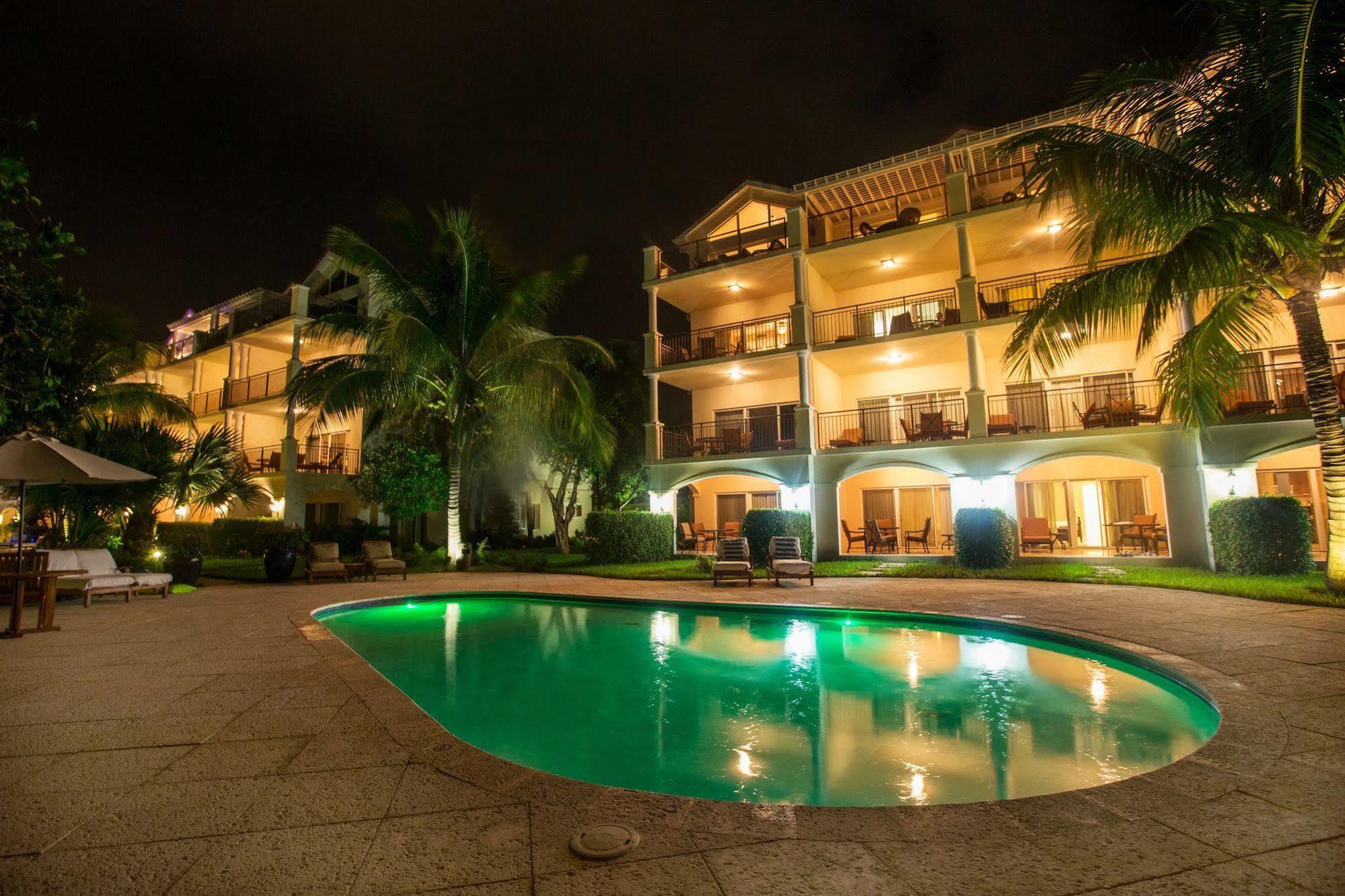 Villa Del Mar Grace Bay Exterior photo