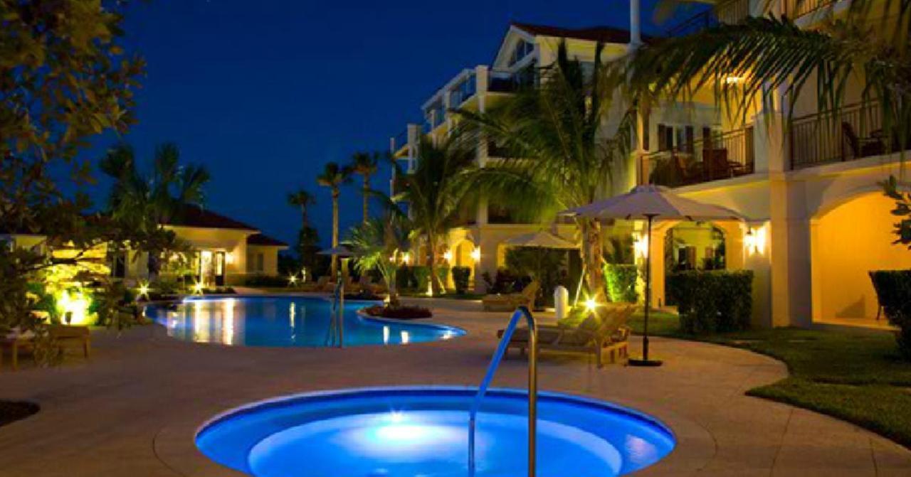Villa Del Mar Grace Bay Exterior photo